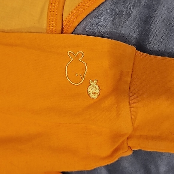 F Carters 2 peice onesie pants set 3-6mo., orange, fish, sea life cute adorable - Picture 6 of 11